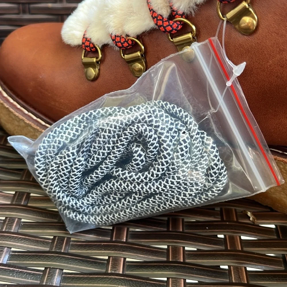 New J. Crew Leather Winter Wedge Boots - Size 8 - Picture 11 of 15